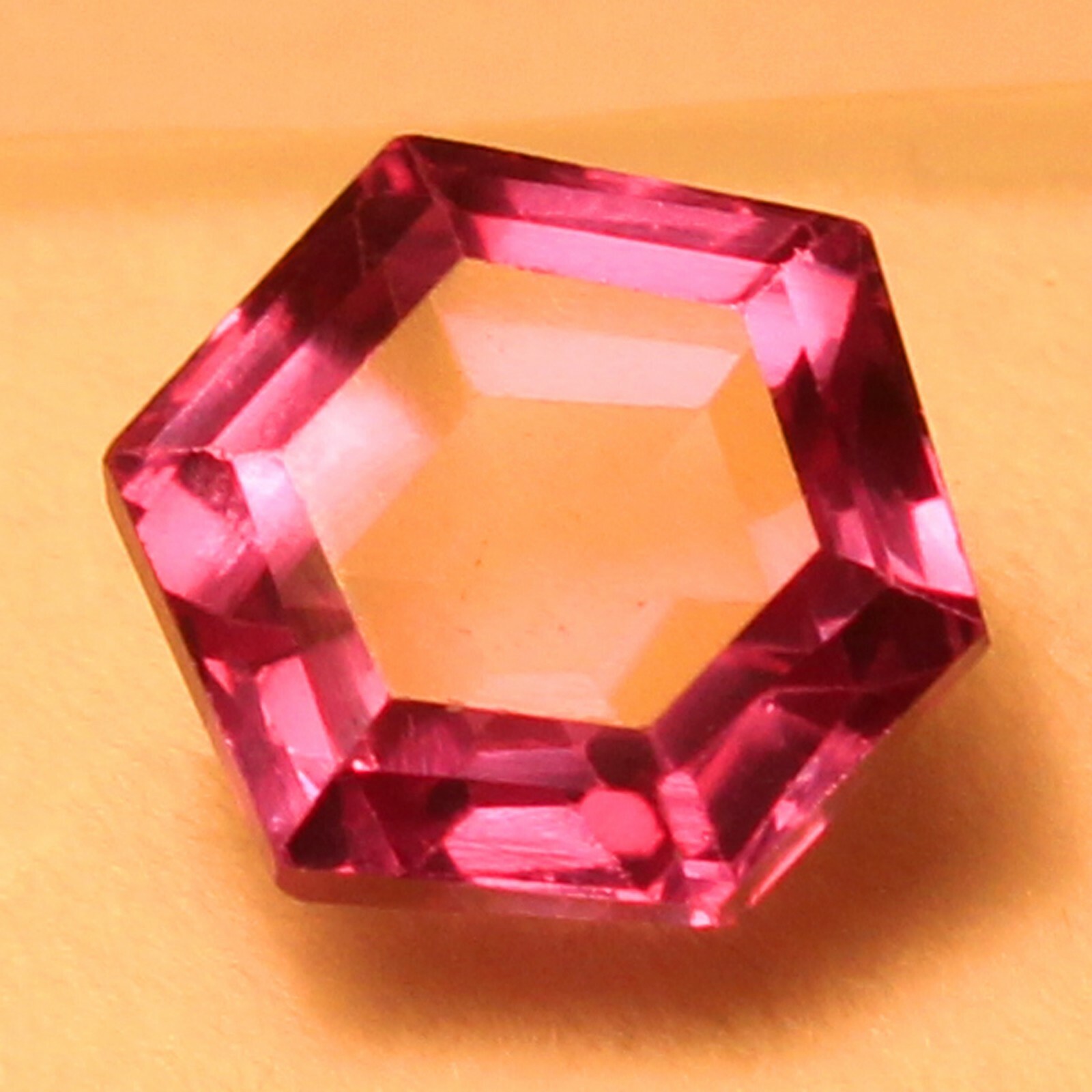 Certified 7.00 Ct Natural Brazil Color Change Alexandrite 10×10 MM Hexagon Gems