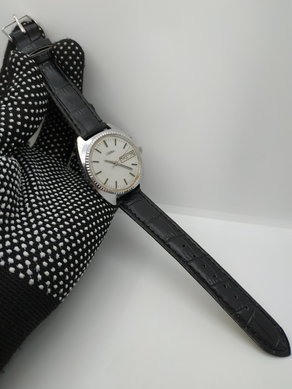 Dress Men’s Watch SLAVA Vintage USSR Mechanical SERVICED Retro Soviet Russia