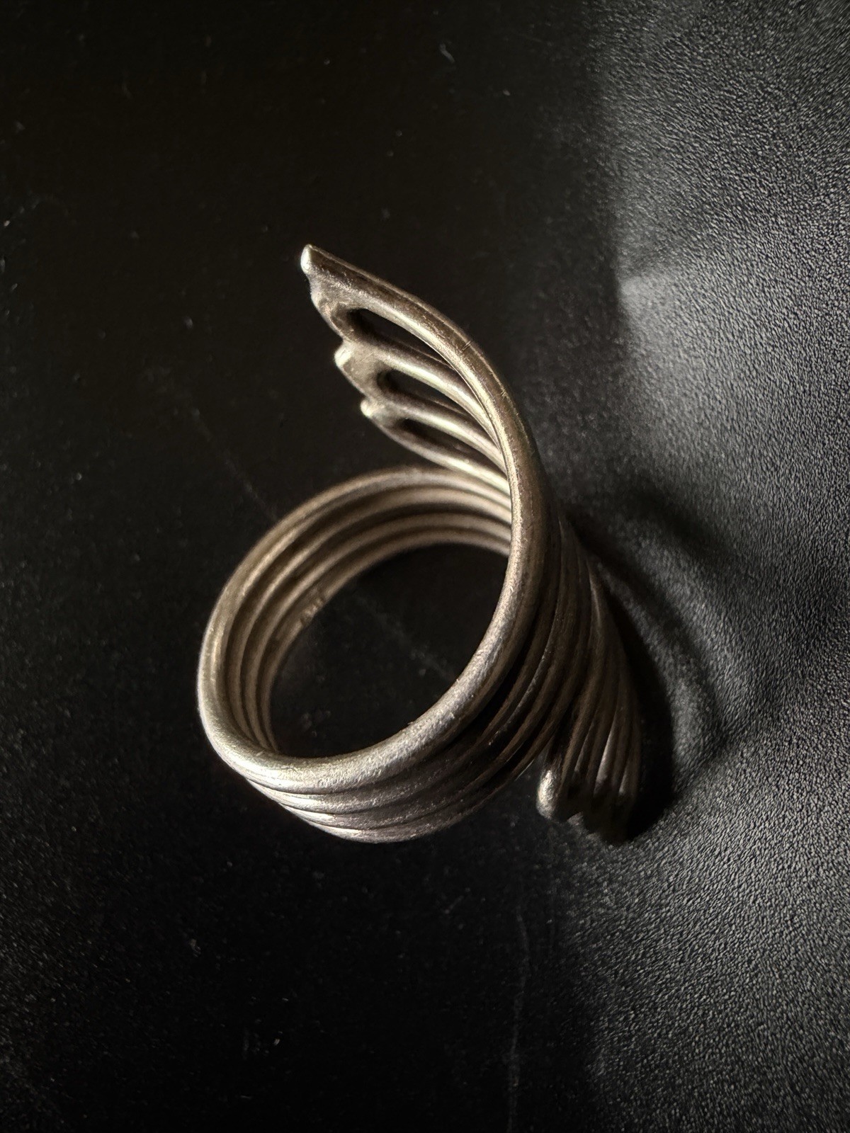 925 Silver Modernist Openwork Bypass Ring 8.8 Grams Size 8.5 Sculptural Vintage