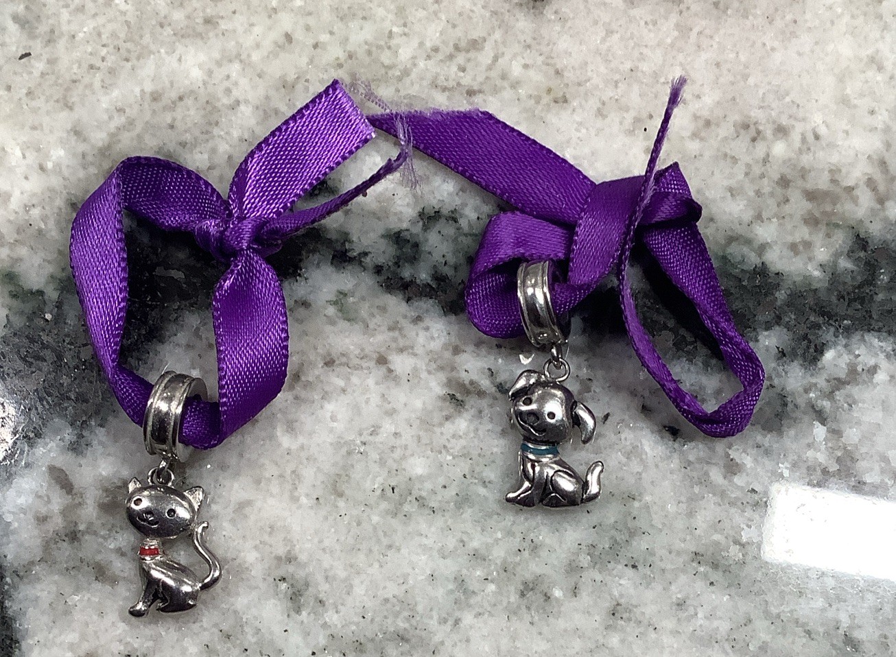 Connections From Hallmark Stainless Steel Lot Of 2 Dangle Charms-Dog & Cat