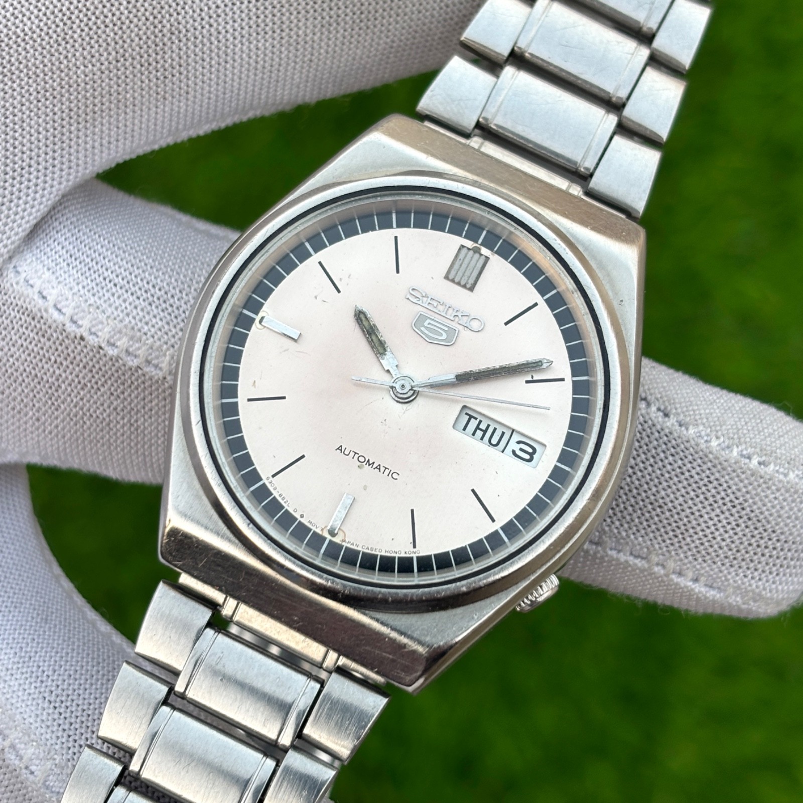 Vintage Seiko 5 Dress Formal Automatic Japan Made Men’s Watch 6309-8810