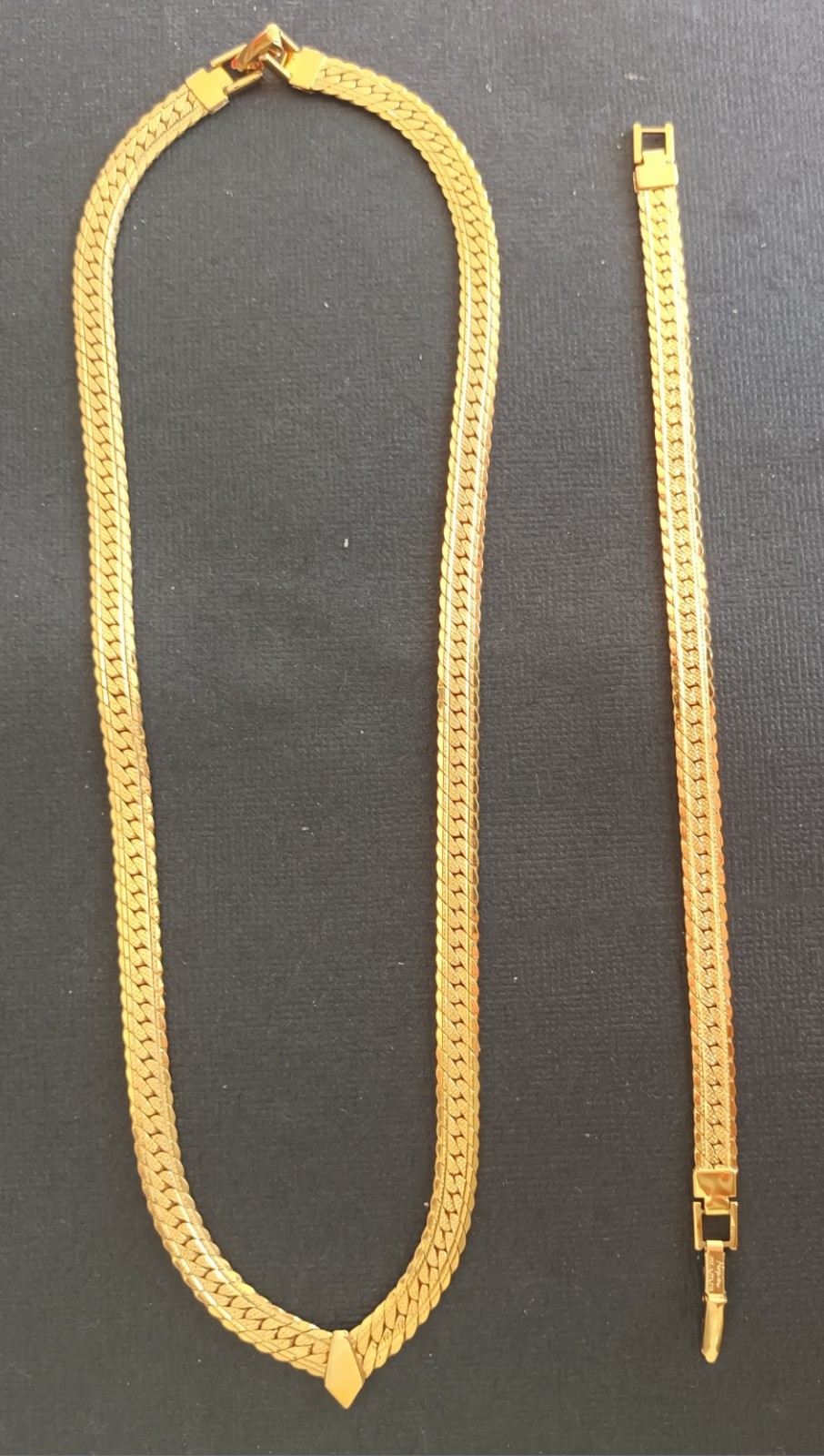Vintage 1980’s Napier gold plated necklace 23 cm and bracelet set 28.5 cm