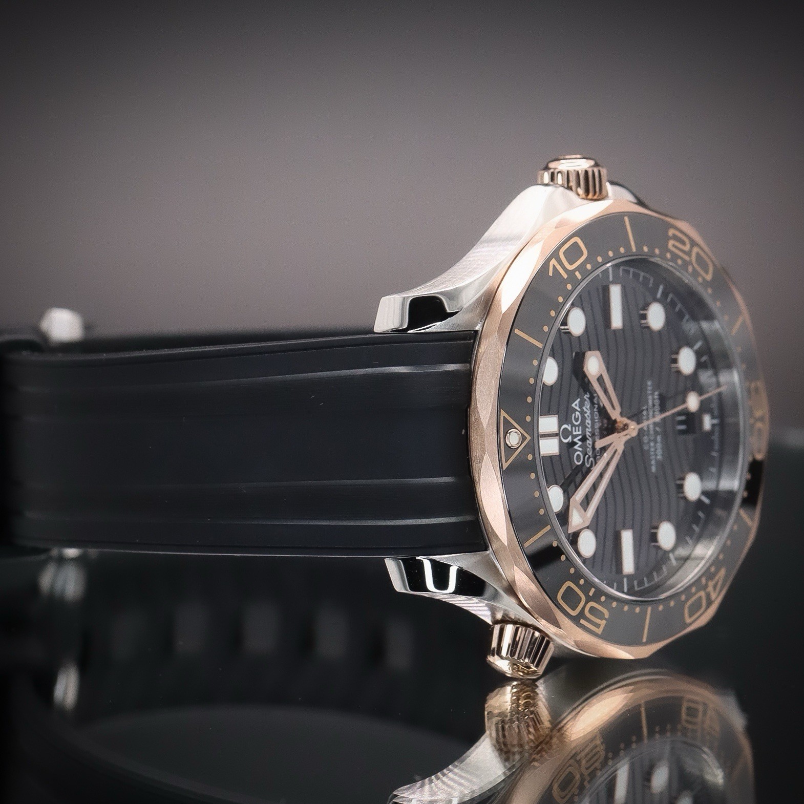 OMEGA Seamaster Diver 300 Co-Axial Master Chrono 210.22.42.20.01.002 Full Set