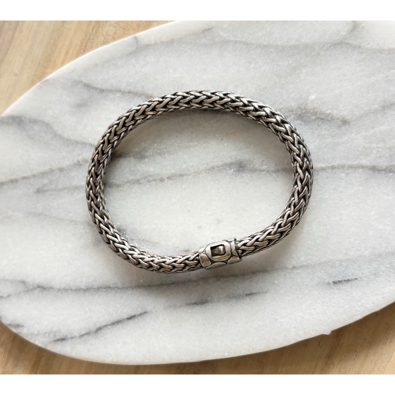 John Hardy Kali Pebble Sterling Silver Weave Chain Push Lock Bracelet 7.75”