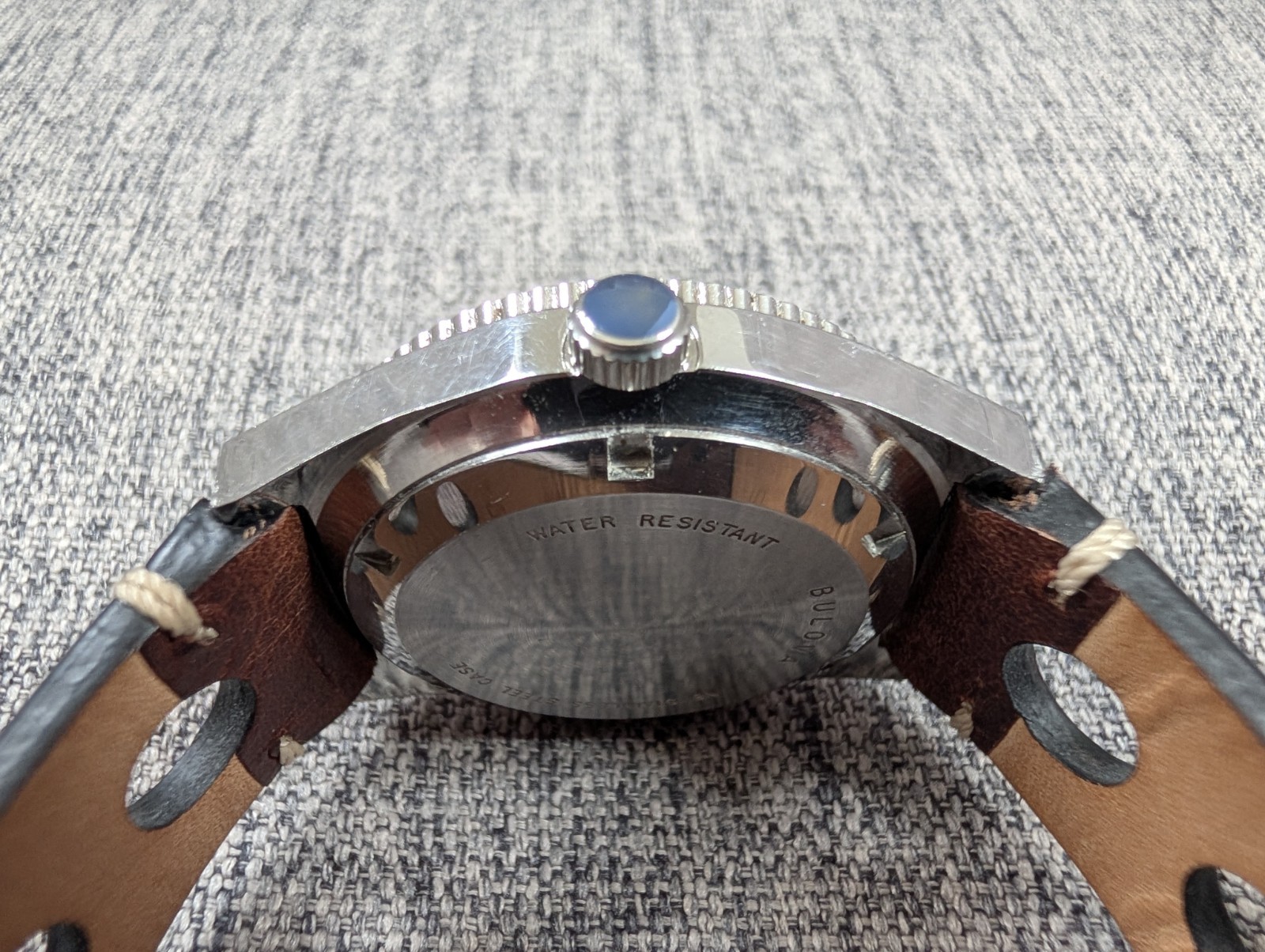 Caravelle Bulova N8 1978 Set-O-Matic 666 Automatic Diver Watch, Runs Excellently