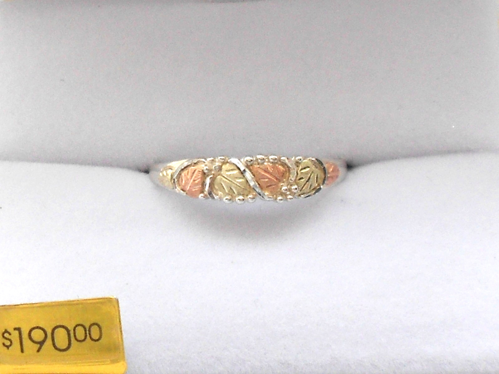 Genuine Black Hills Gold and Silver Women’s Band Ring Size 10 w/ Box