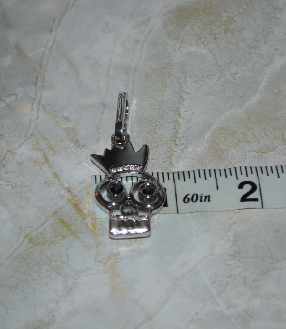 Henri Bendel Influencer Graffiti Skull Charm