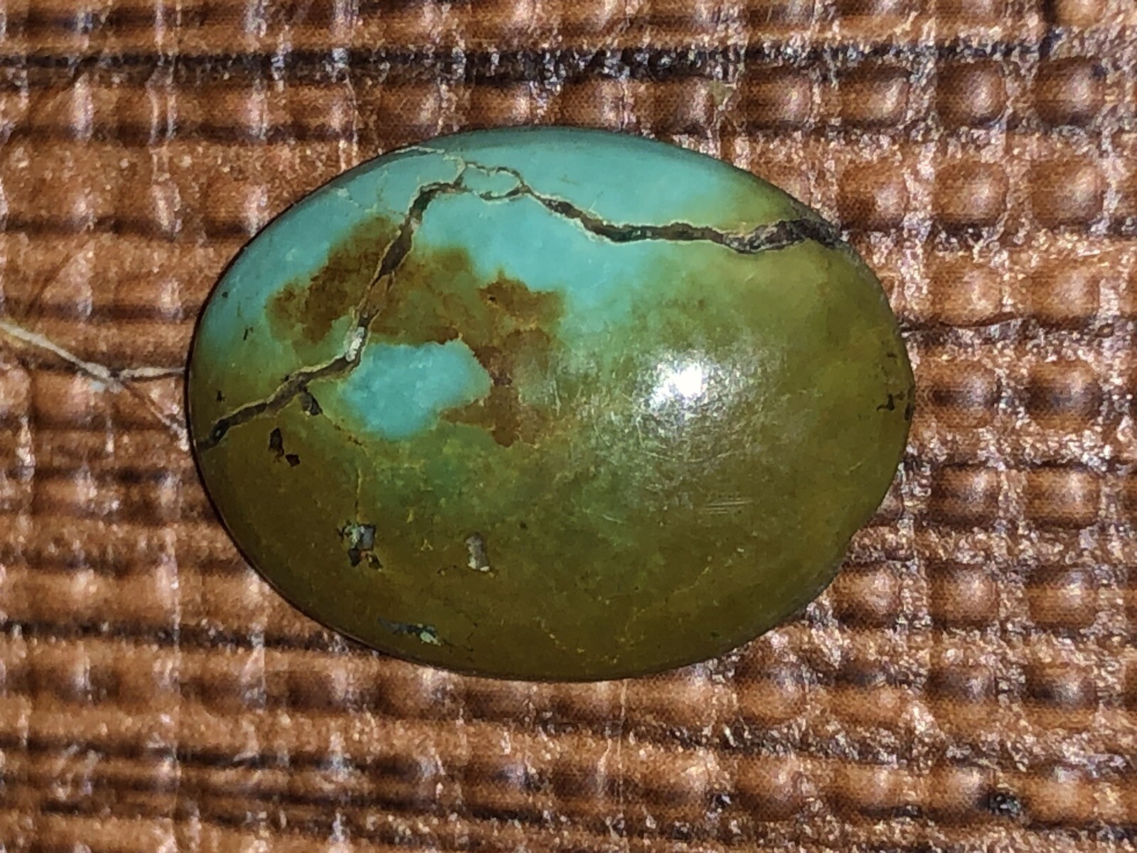 Green Turquoise Gemstone Cabochon / Cab 19 x 14 x 5 mm 8.45 cts