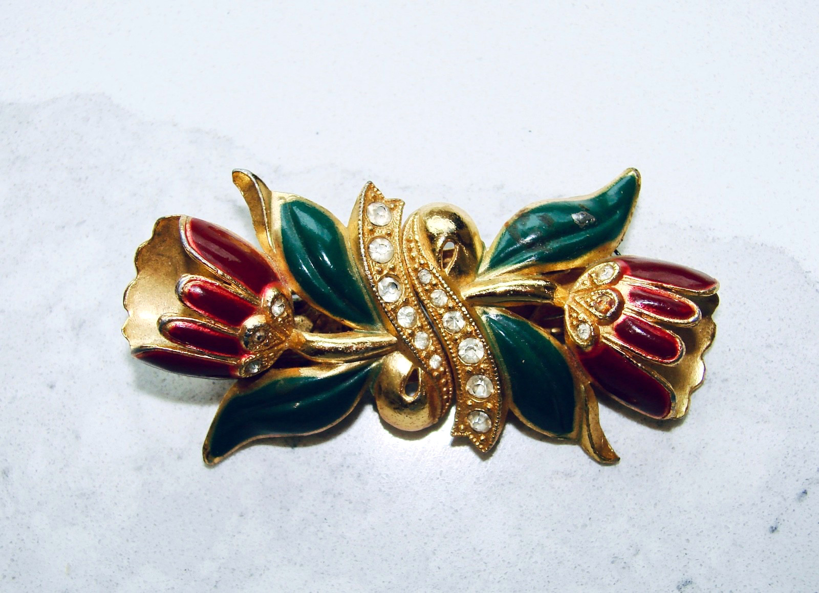 VINTAGE Enamel Camelia Brooch Clip CORO Duette Signed Pt 1852188 Adolph Katz