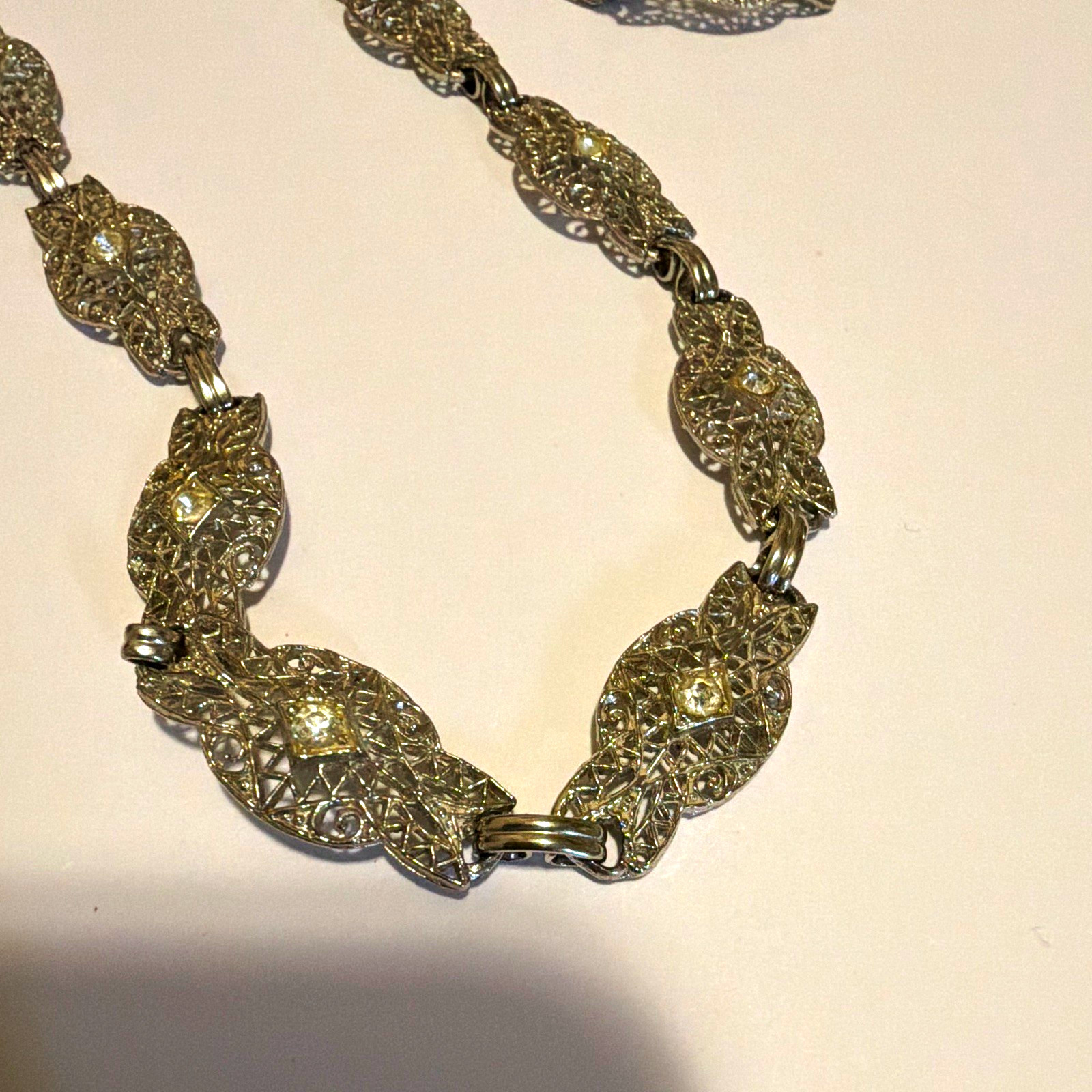 Silver Filigree Link Chain Necklace – Metal Chain Style, Box Clasp Closure