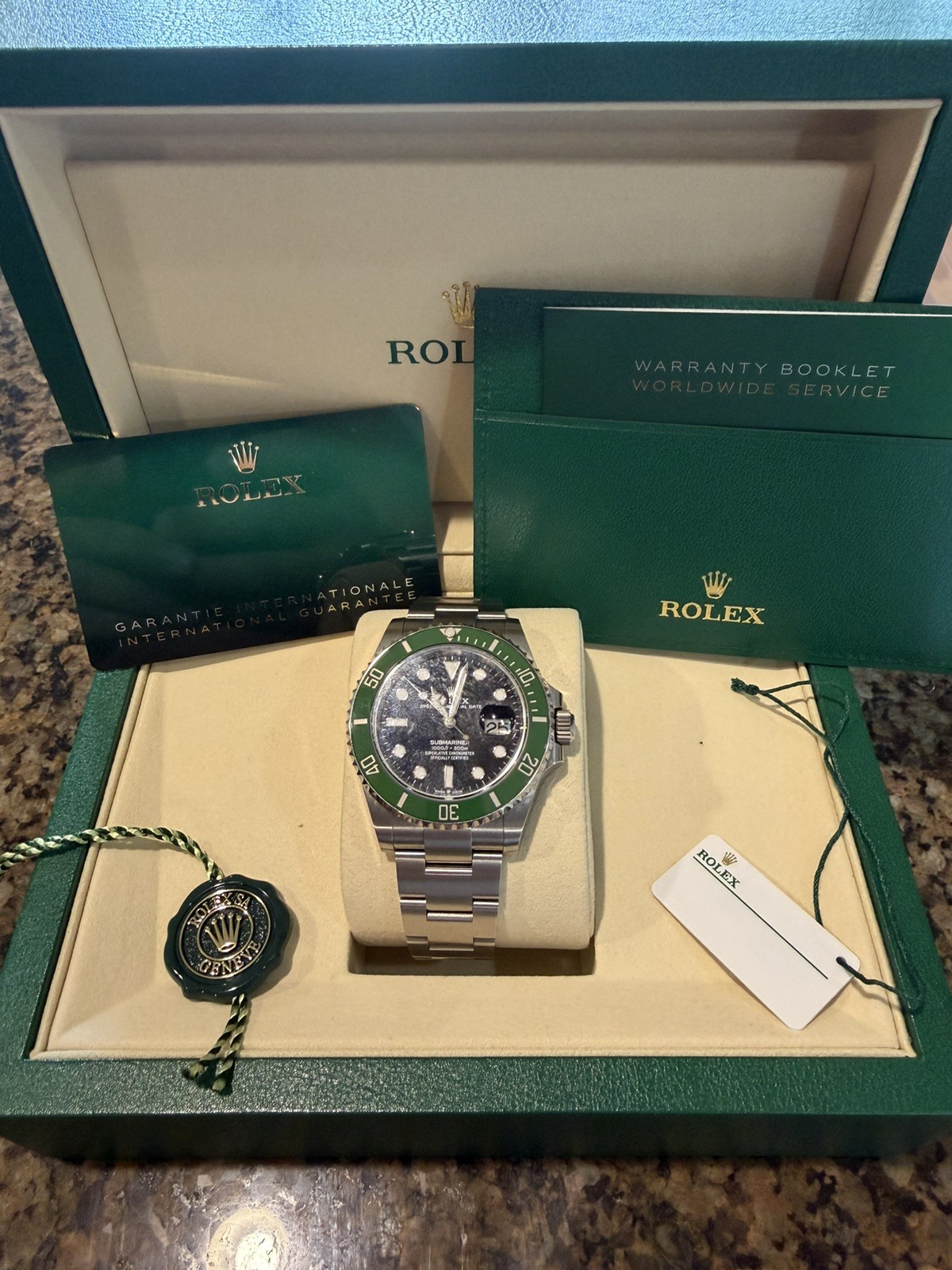 2026 NEW Rolex Submariner 41mm “Starbucks” Green Bezel Ref 126610LV – Black Dial