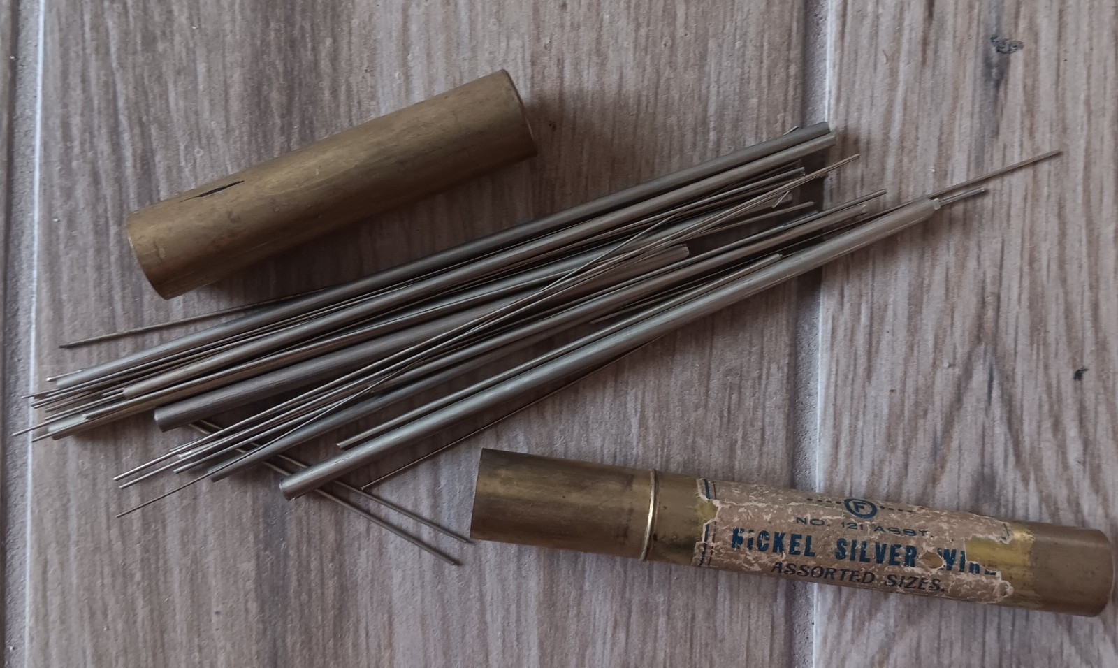 William & Dixon Watchmakers Nickel Silver Wire Assorted Sizes w/Brass Container