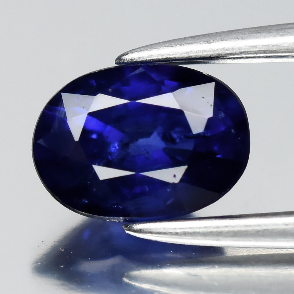💎 0.70ct 6×4.2mm Oval Blue Sapphire – Ceylon Gemstone