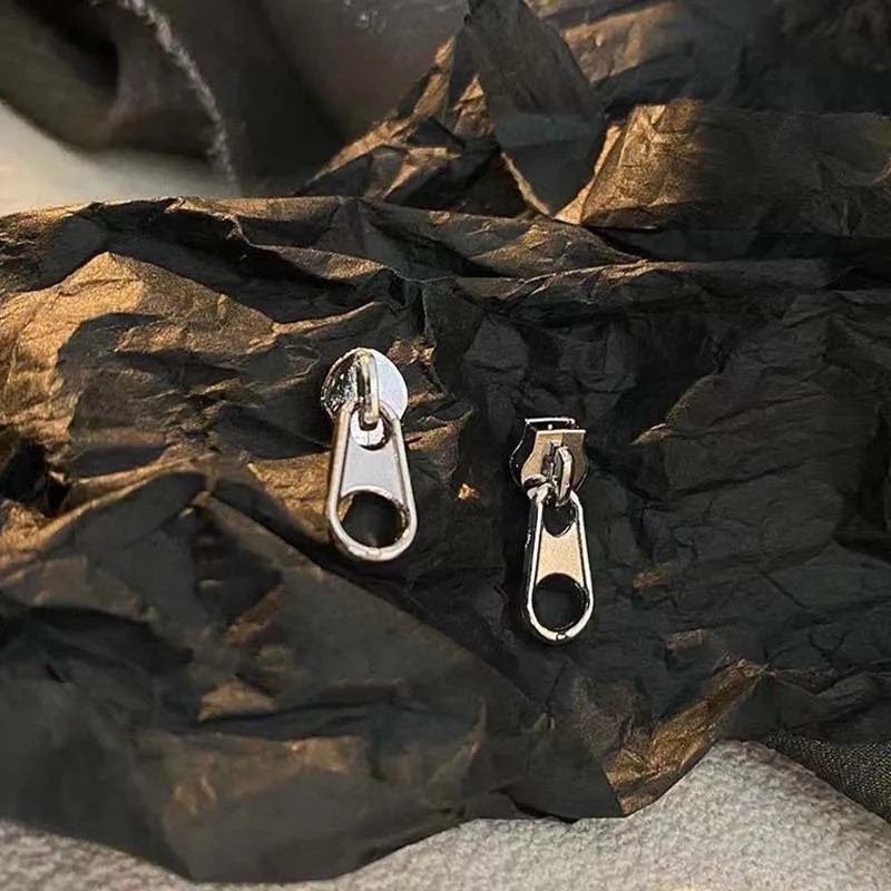 Design Zipper Head Stud Earrings for Women Men Hollow Out