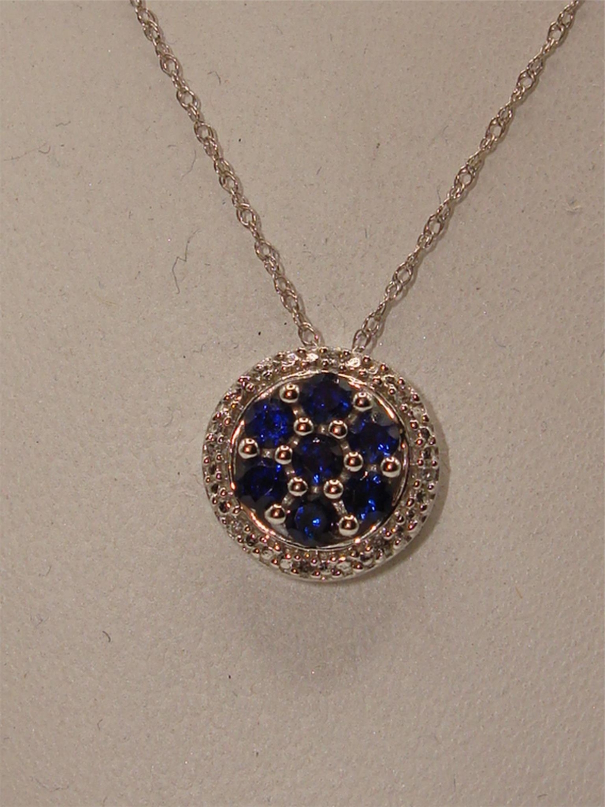 10K SOLID GOLD APPROX. 1/3 CTW SAPPHIRE & DIAMOND PENDANT NECKLACE!