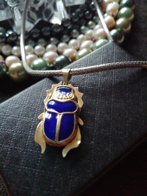 Egyptian Scarab Beetle Pendant Gold 750 18K Gold 5.6 Grams Charm No 585