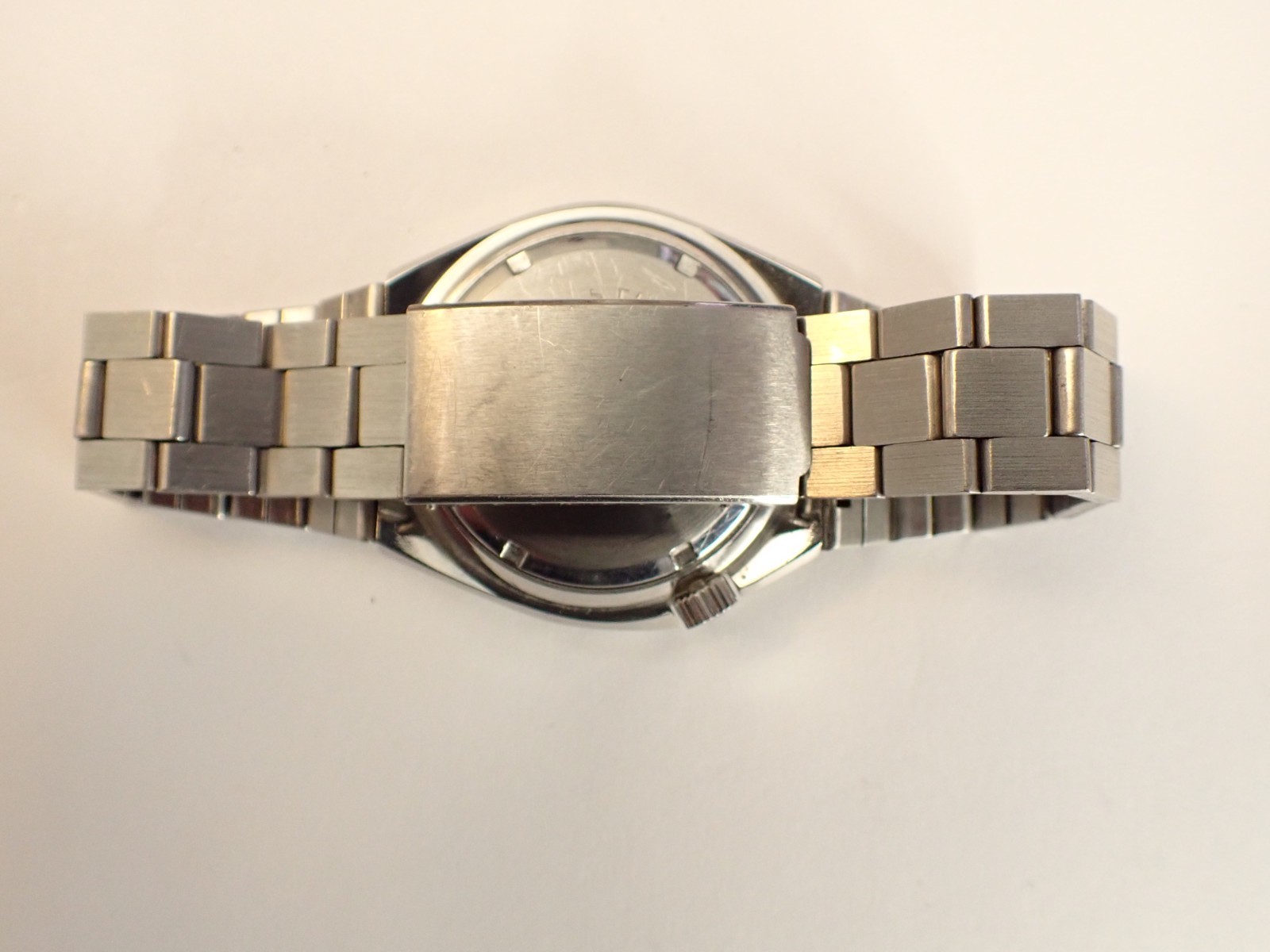 WINDERT Sport-Man Quartz Diver Rotating Bezel Day/Date Unisex Wristwatch