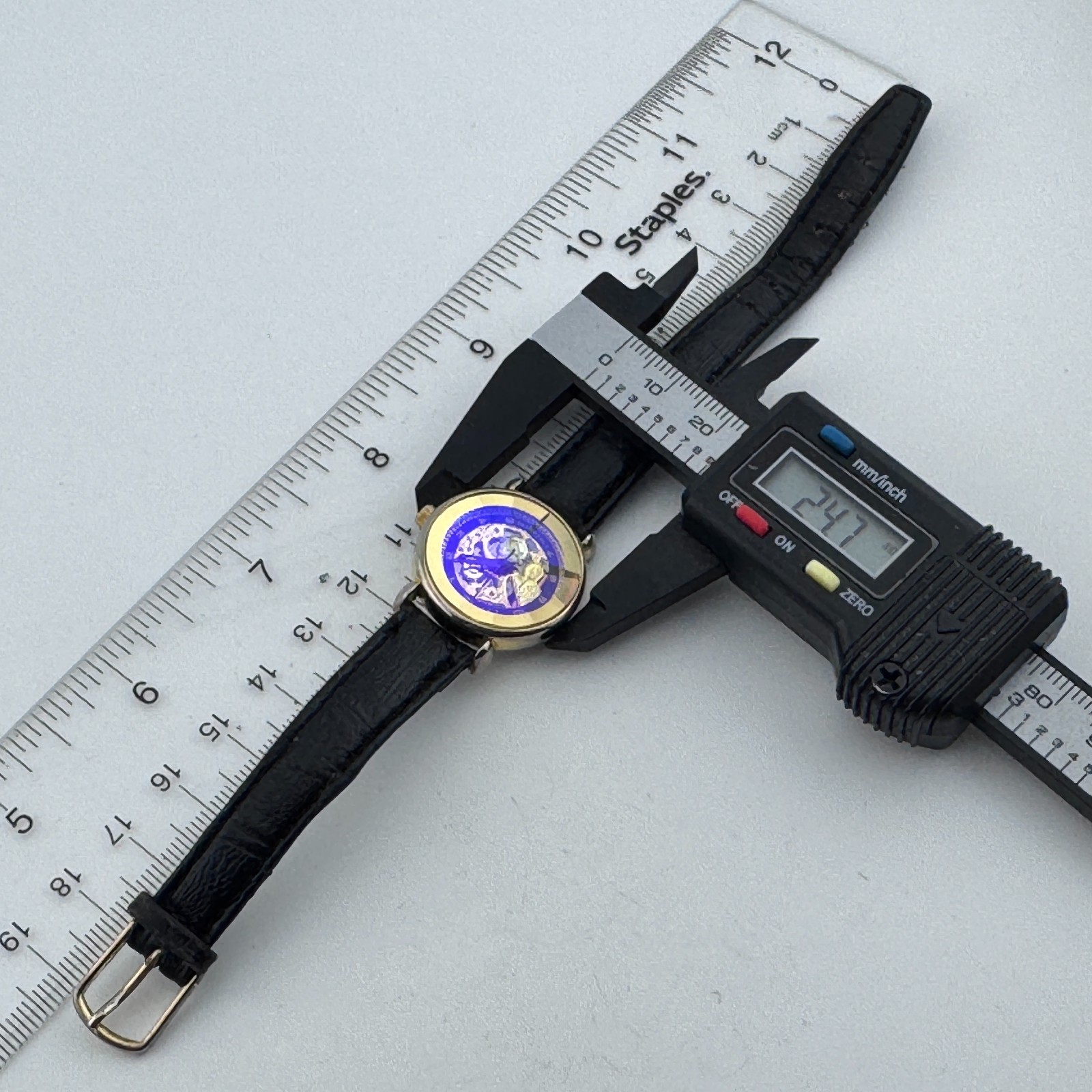 VTG LA Express Quartz Watch Women Gold Tone Skeleton Prism Leather New Battery