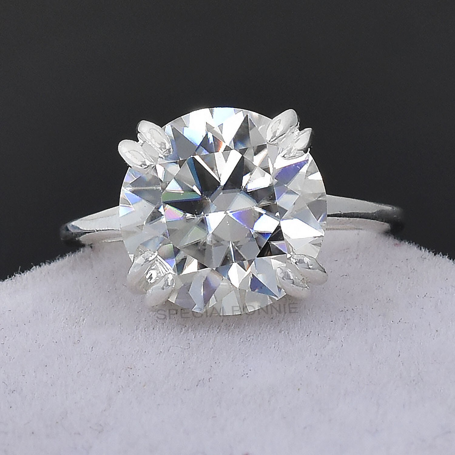 5.80 Ct Certified White Diamond Solitaire Ring, Great Luster & Bling