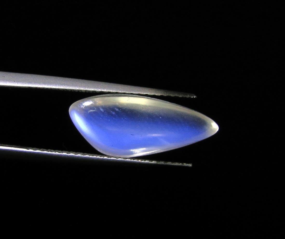 Loose Moonstone, Unique Designer Cabochon, 5.4 CT – 17.4 mm x 7.3 mm x 6.2 mm