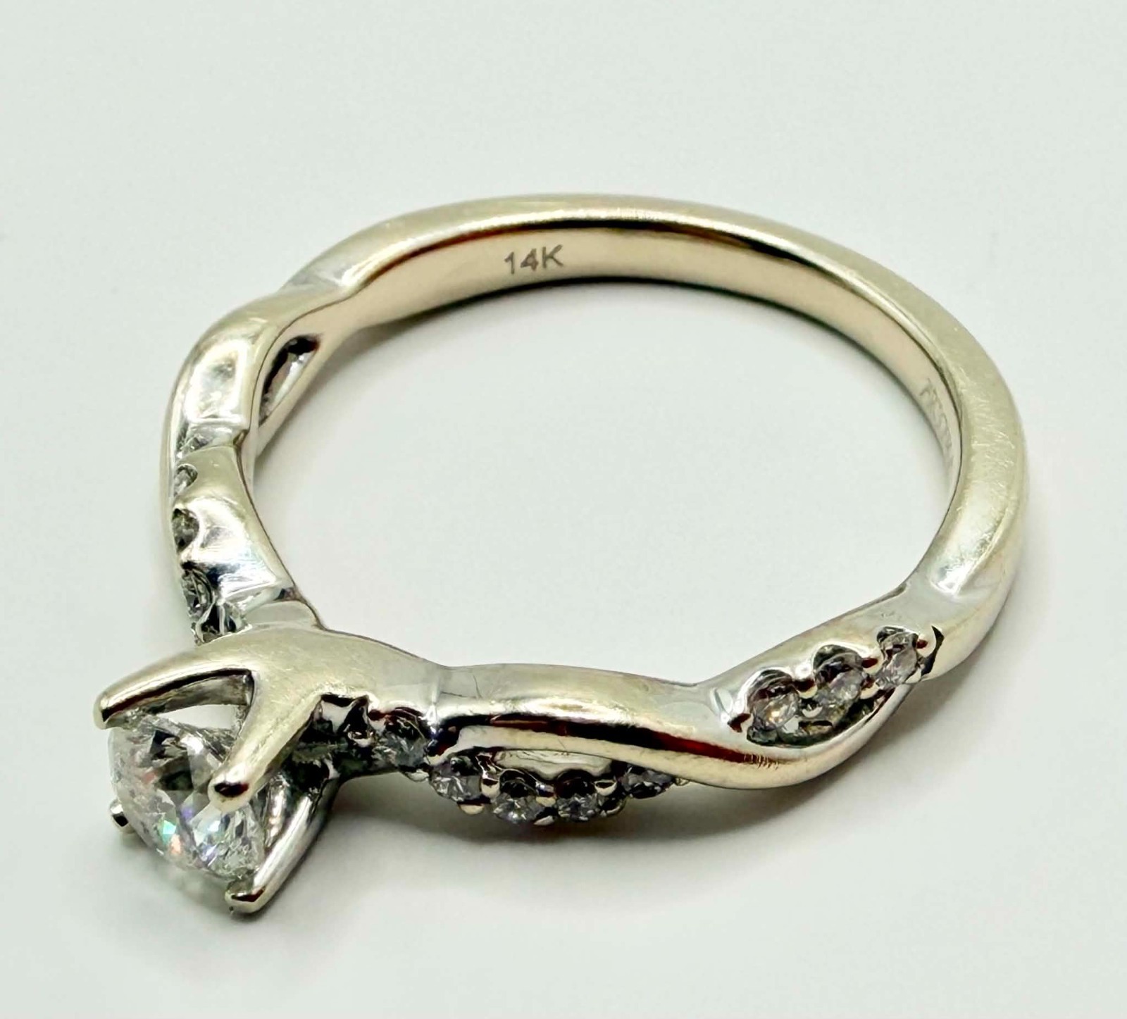 Dainty 14k White Gold Twist Band Ring Approx .25ct Main NATURAL Diamond Sz 8.25