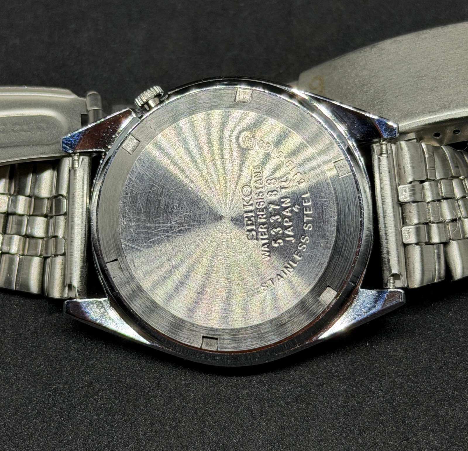 Vintage Seiko 5 Automatic Day/Date Japanese Men’s Wrist Watch