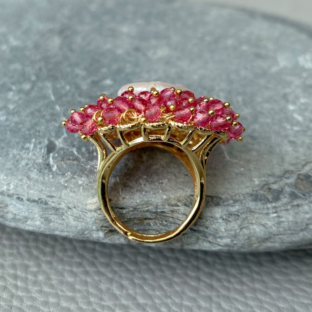 Pink Crystal White Coin Pearl Finger Rings Cocktail Adjustable Gold Tone Ring