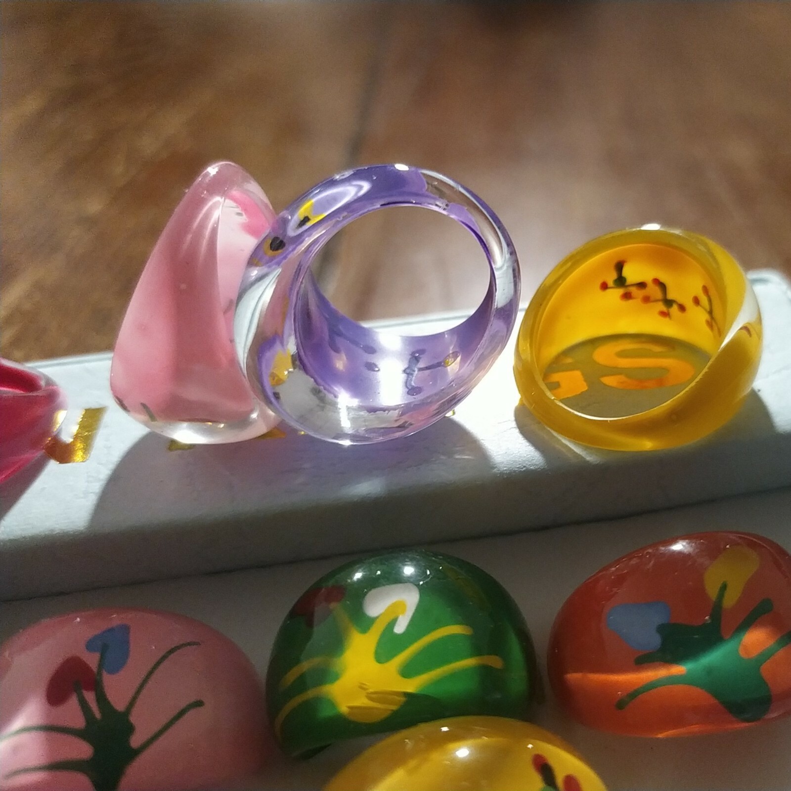 36 Resin Beach Rings – Super Colorful Pop Art – Various Mixed Sizes