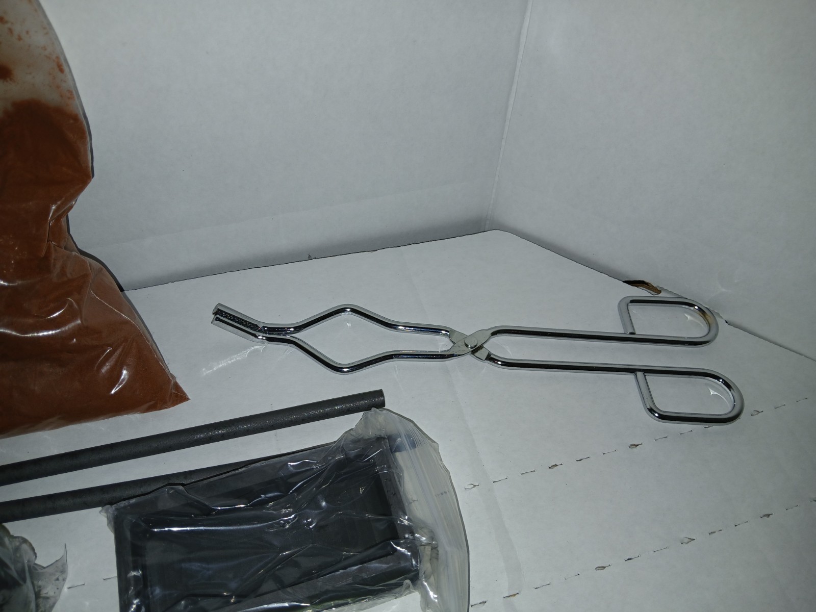 Metal Casting Kit with Graphite Crucible Set with 1 pound of Casting Sand