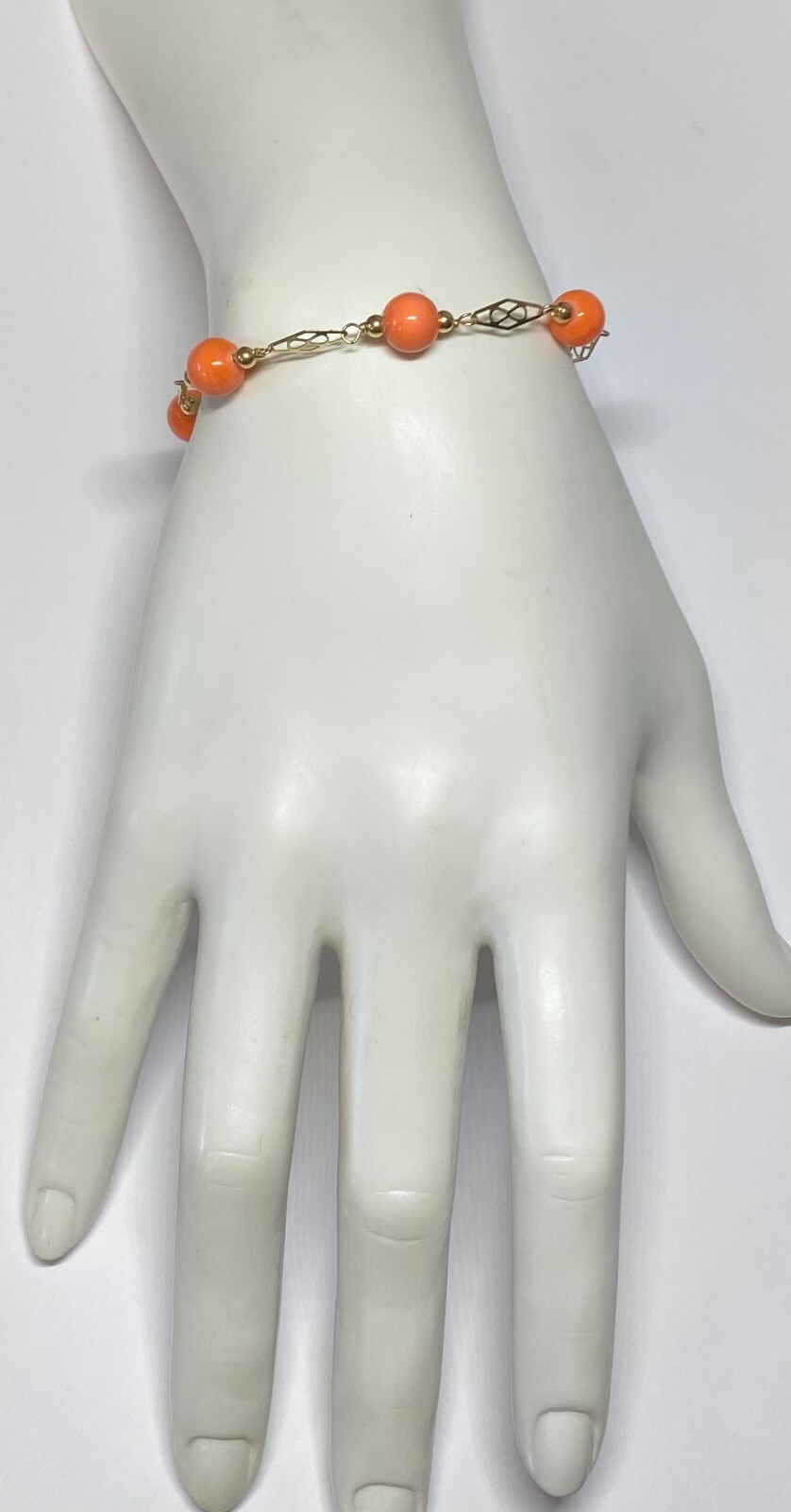 14 Karat Yellow Gold Filled Simulated 8mm Pink Coral 7.5″ Plaque Bracelet