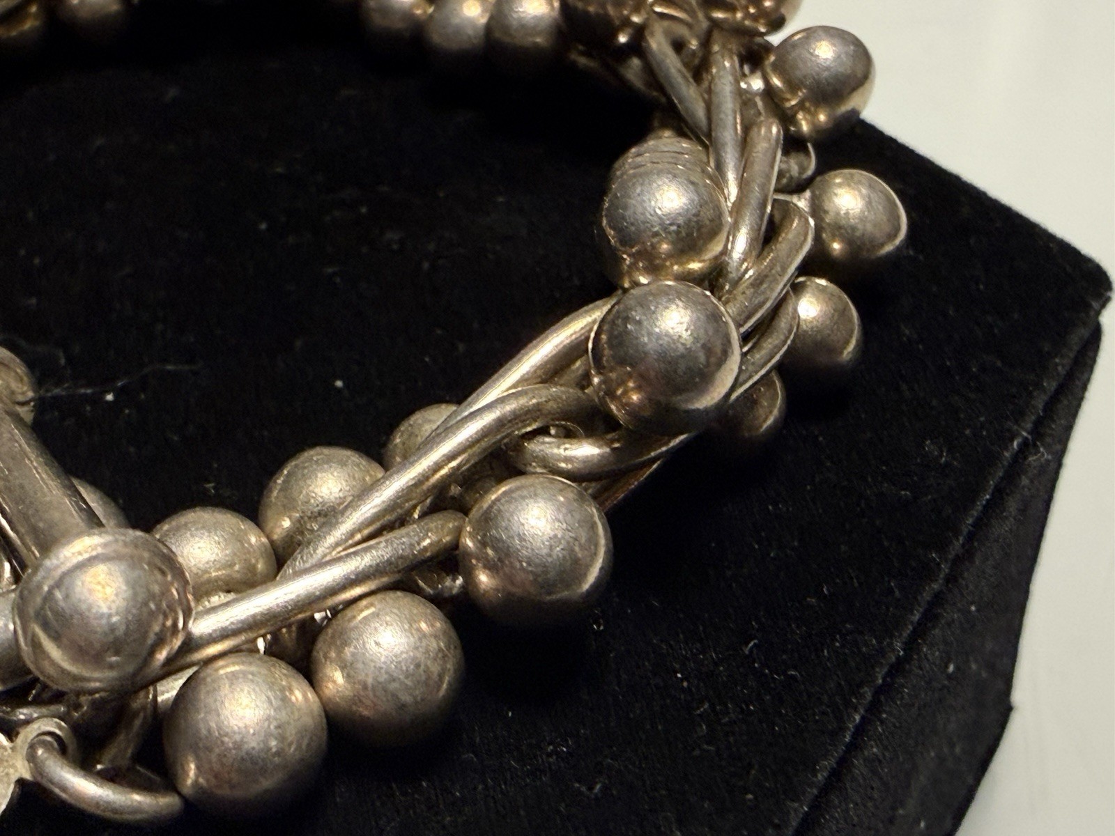 Silpada 925 Sterling Silver DNA Bead Ball Link Toggle Bracelet – Mexico