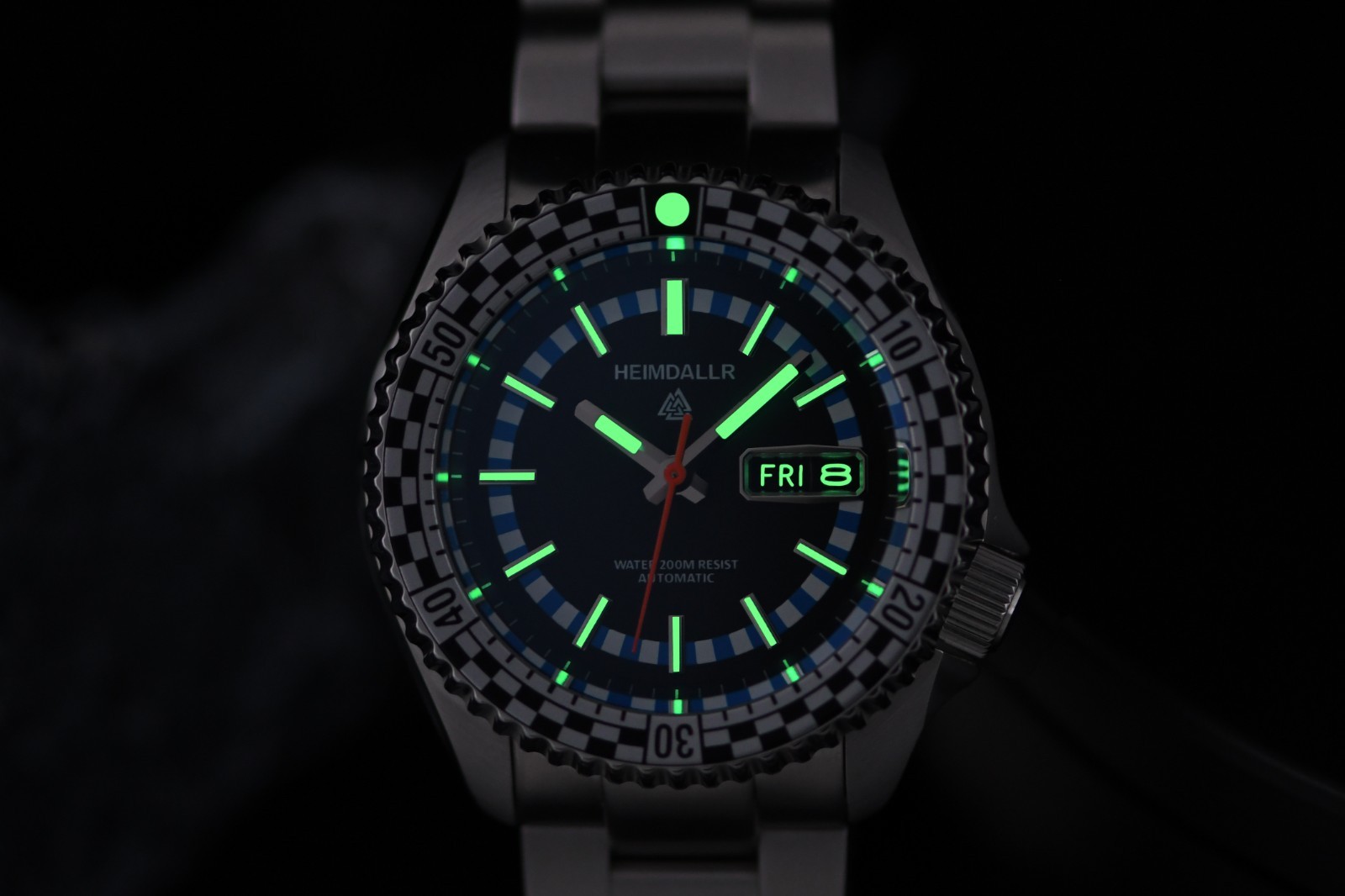 Heimdallr Sharky Racing Bezel NH36 Day Date 200M Automatic Diver Watch C3 41mm