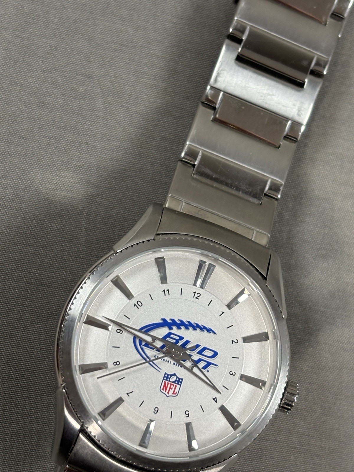Fossil Bud Light PR-5369 NFL Football Beer Sponsor Mens Watch New Battery 43MM