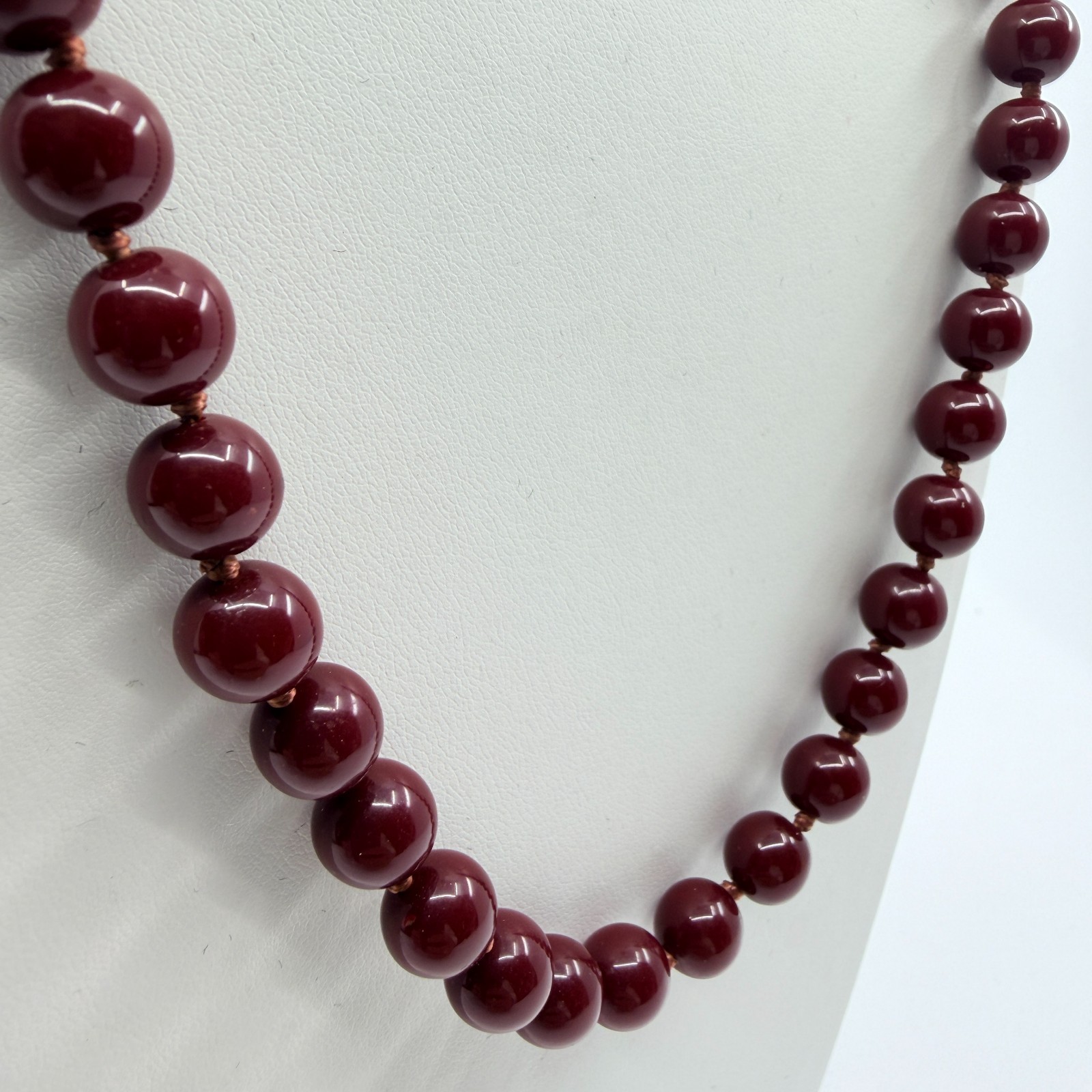 VTG Burgundy Red Glass Simulated Pearl Knotted Strand Necklace Boho Retro