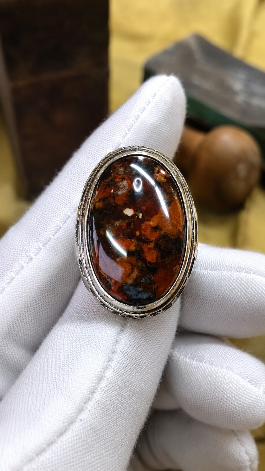 Natural Multicolor Pancawarna Agate With Alpaka Chrome Ring