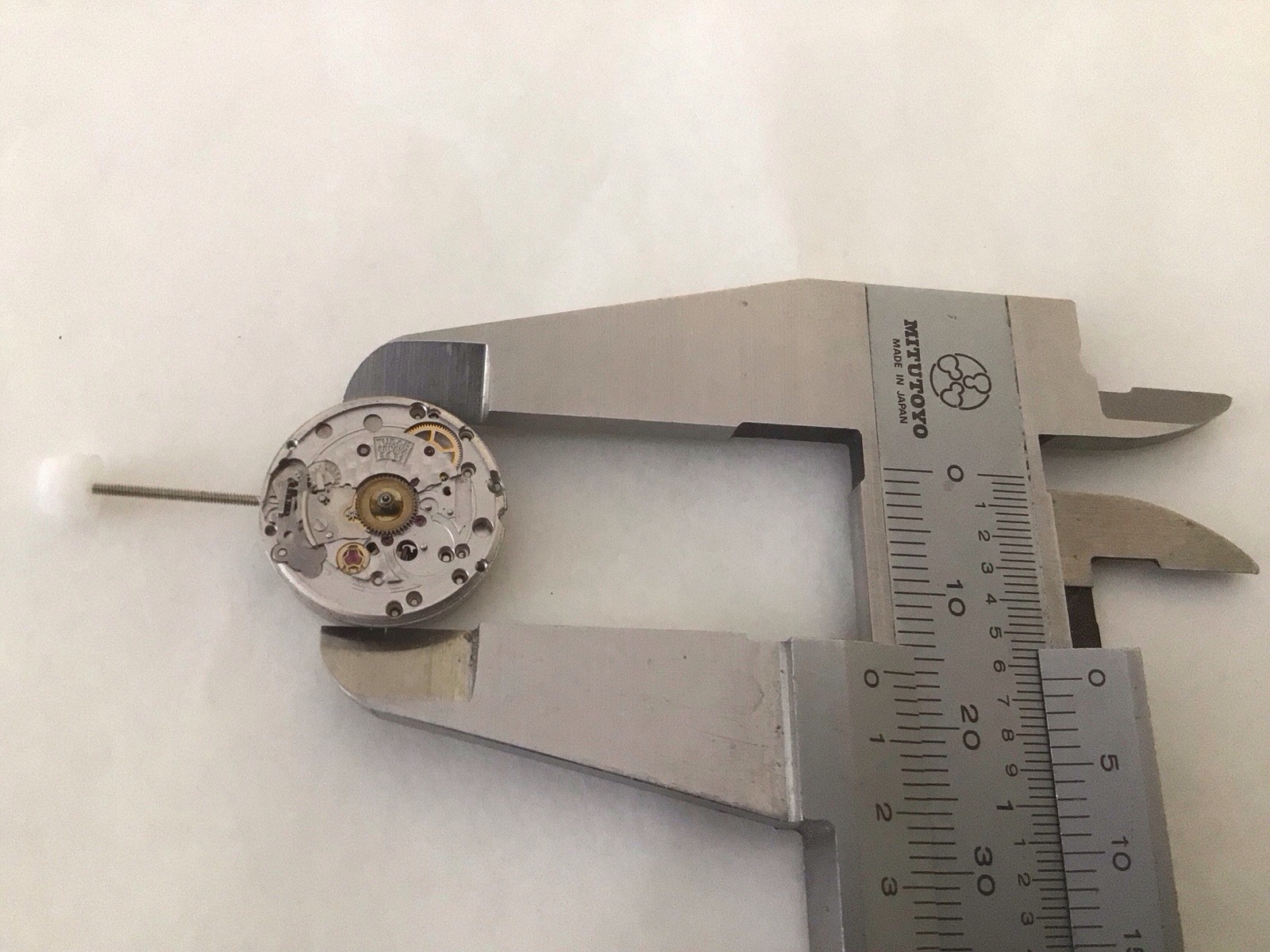 Tudor Cal 2671 ETA Swiss Automatic Movement 25j. for parts, balance wheel good .