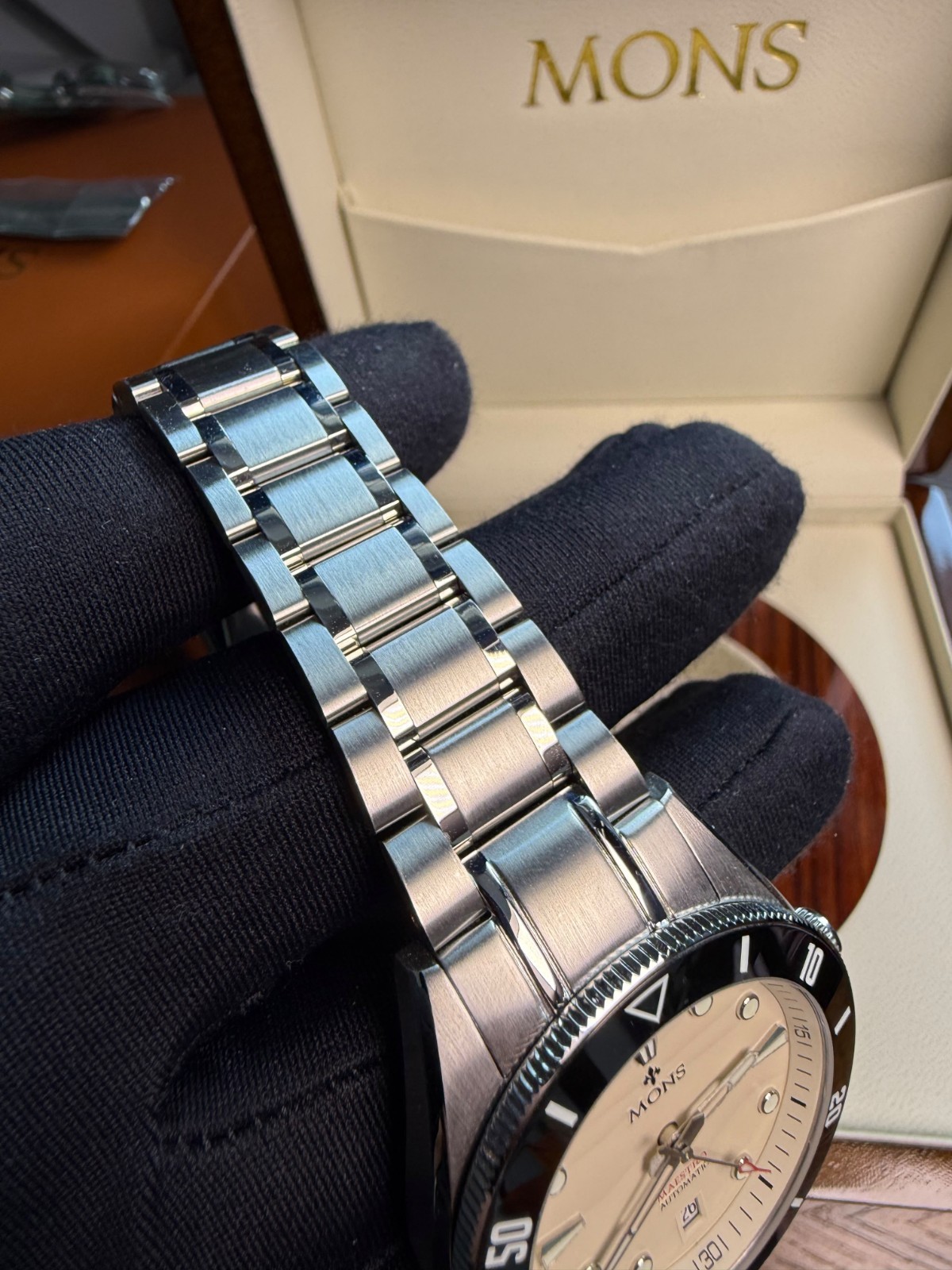 Mons Automatic Watch SWISS MADE Sellita SW SW200