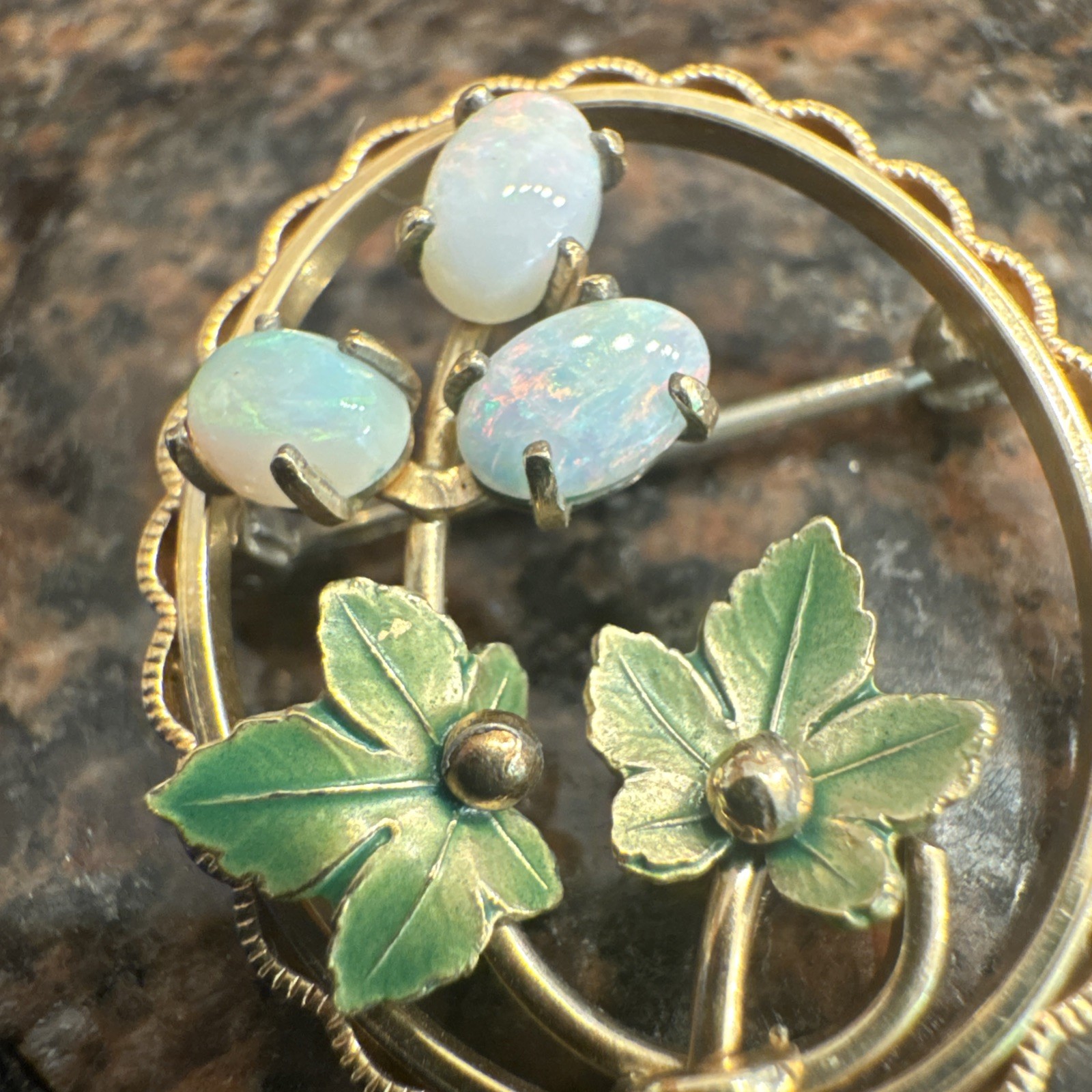 12K 3.3+ Gram Gold Enamel 4 Four Leaf Clover Good Luck Flower Brooch Pearl Pin
