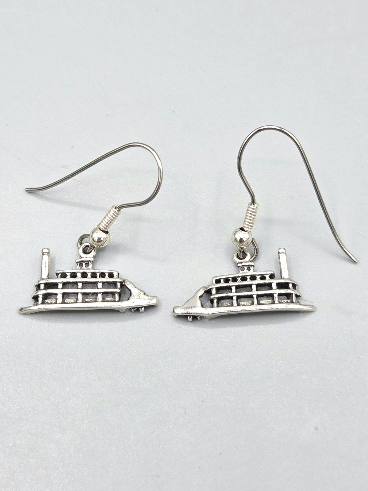 Wheeler Manufacturing WM CO Sterling Silver Riverboat Dangle Hook Earrings