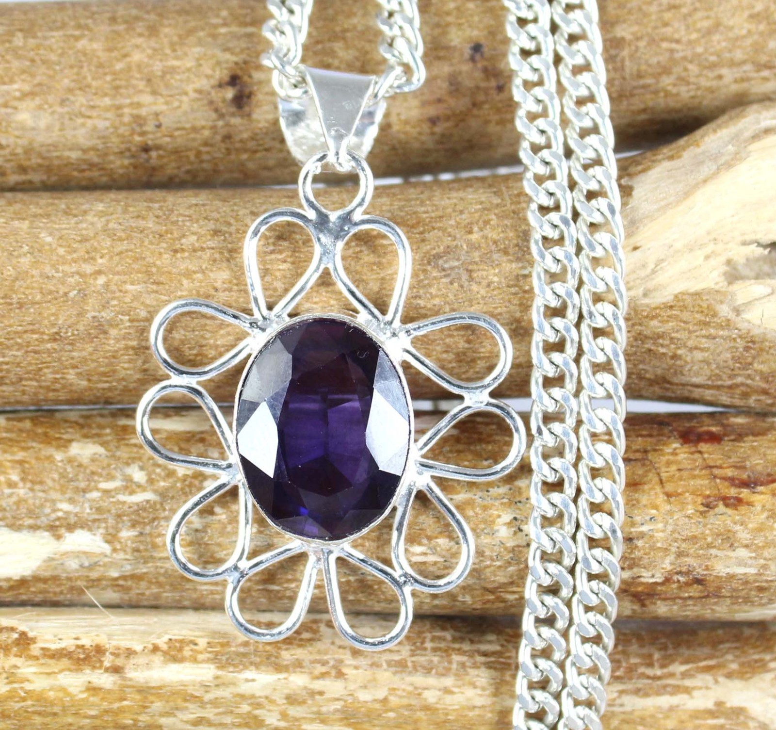 Natural 14.55 Ct Boysenberry Sapphire Oval Gemstone Certified Pendant Labor Day