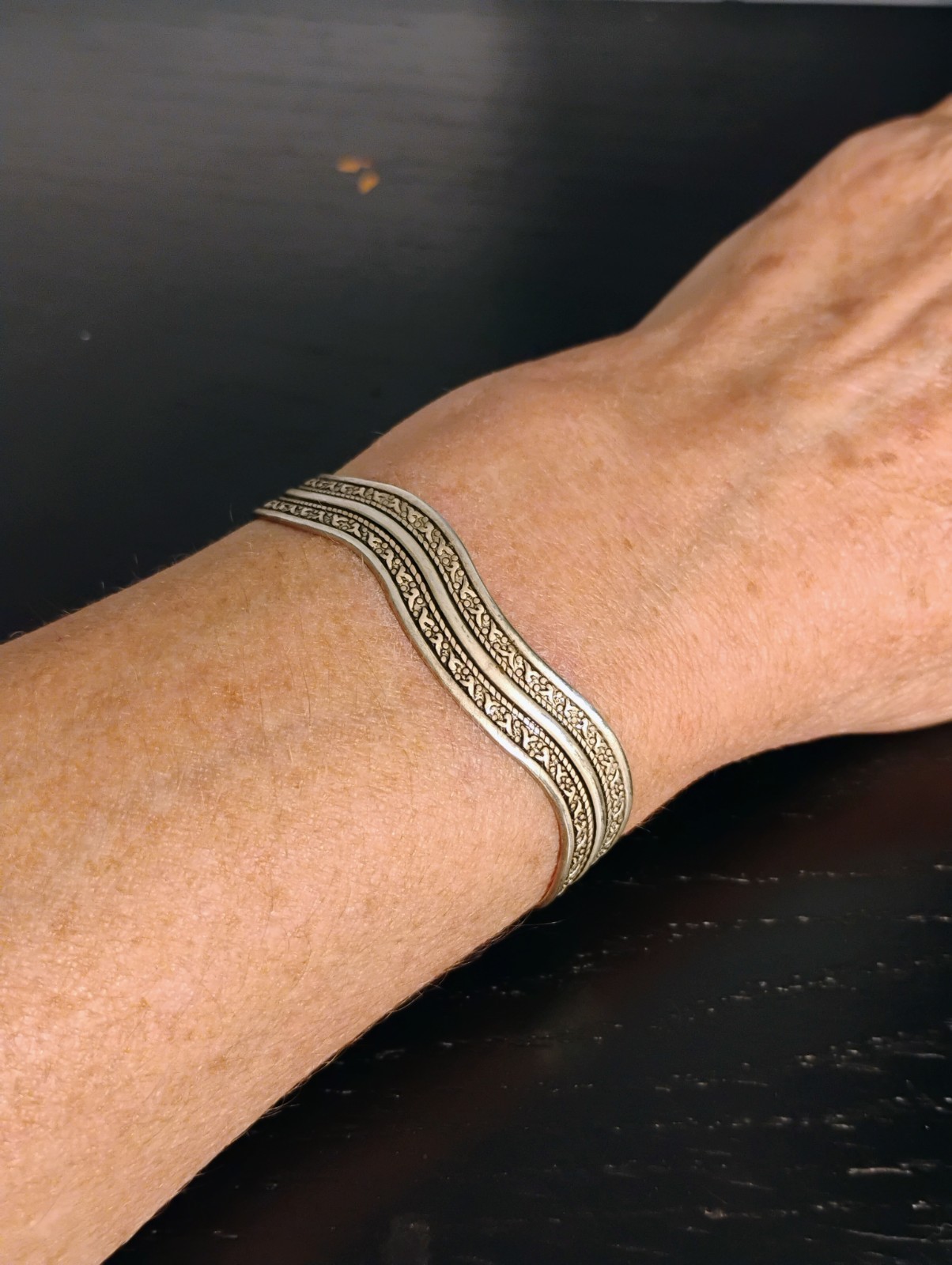 Vintage Antique Silver Tone Wavy Textured Thin Cuff Bracelet
