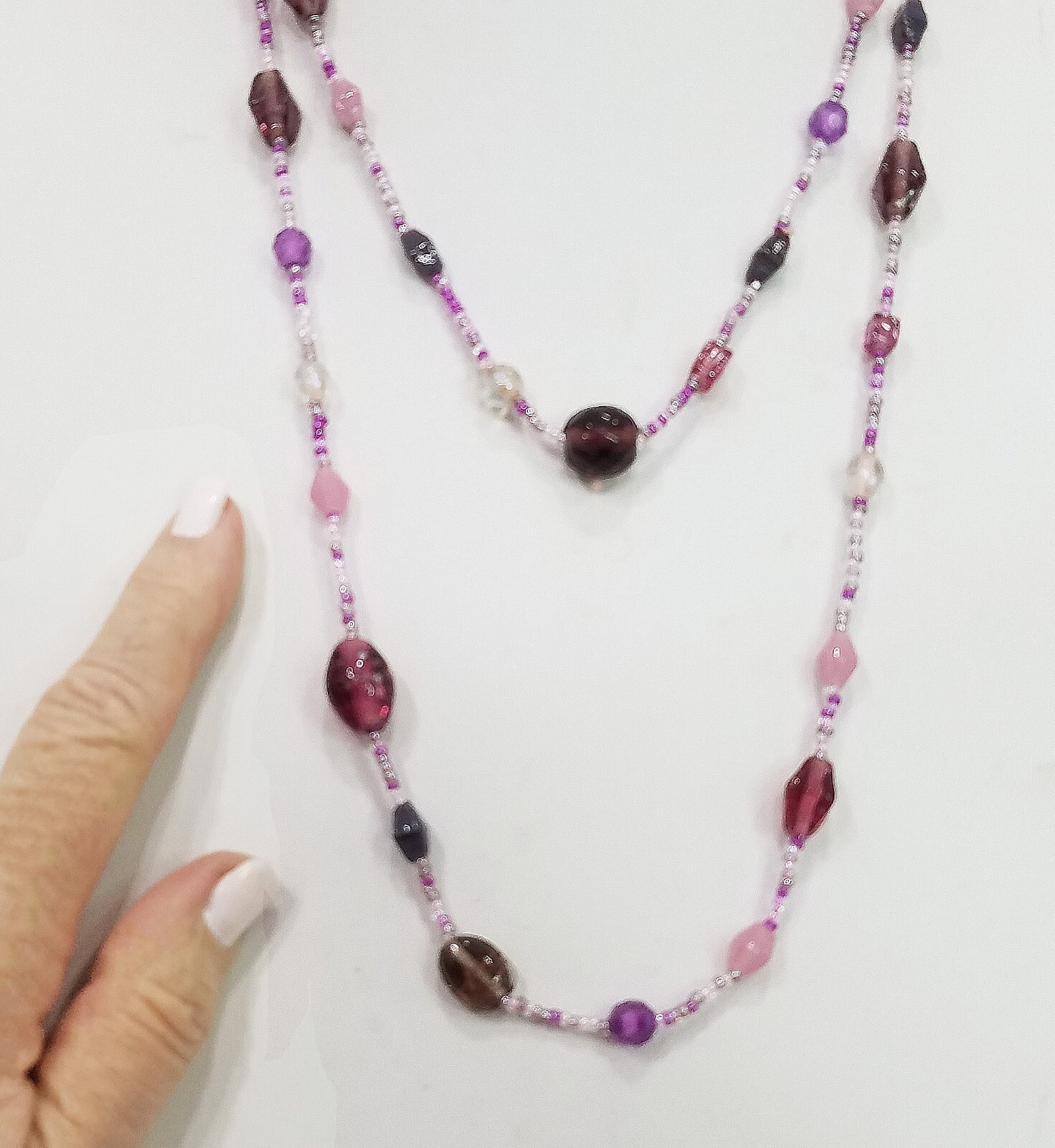 Vintage Pink Mauve Rose Lavender & Taupe Glass Bead Continuous 48″ Long Necklace