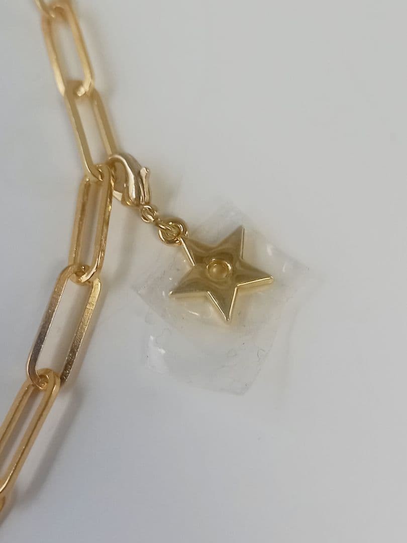 Brand New Dior Beauty Gift-With-Purchase Gold Tone Star & CD Logo Phone Charm