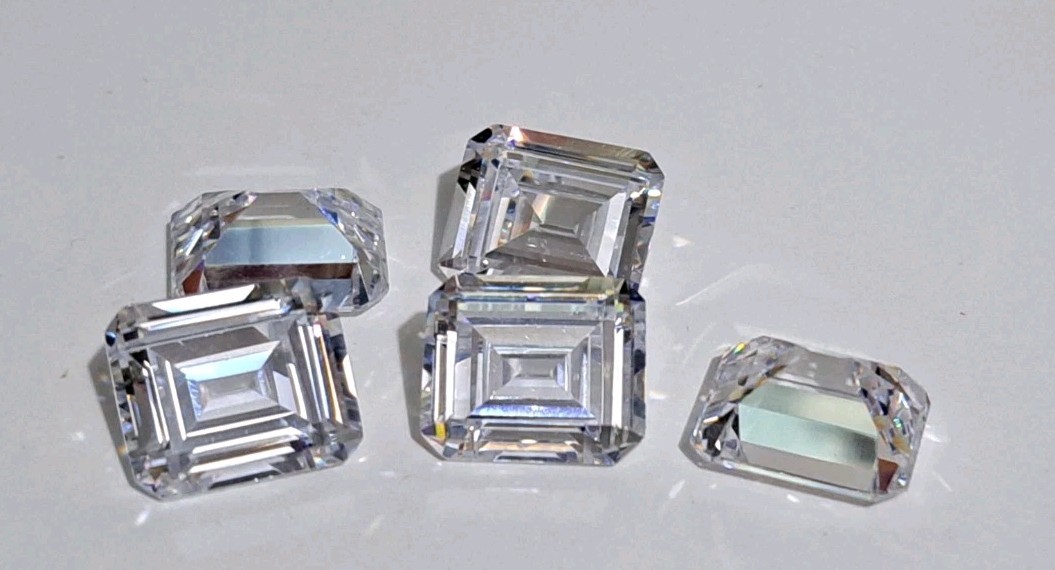5 Pieces Emerald Cut 12x10mm CZ Cubic Zirconia Loose Stones