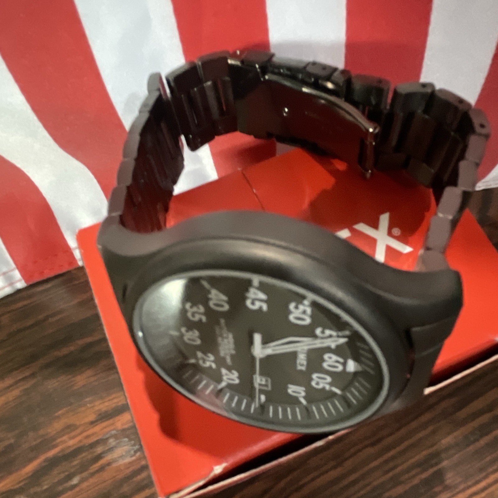 Timex Expedition Men’s Quartz Black Dial Arabic Date Indiglo 50m SS Bracelet Box