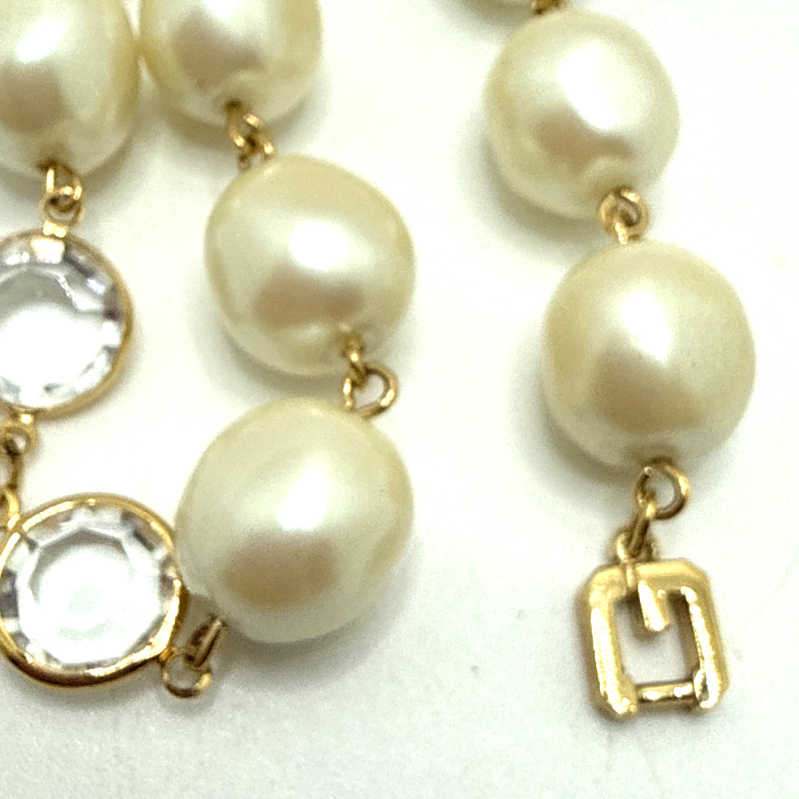 Vintage 80s GIVENCHY Bijoux Faux Baroque Pearl Clear Crystal Bezel Necklace 24″