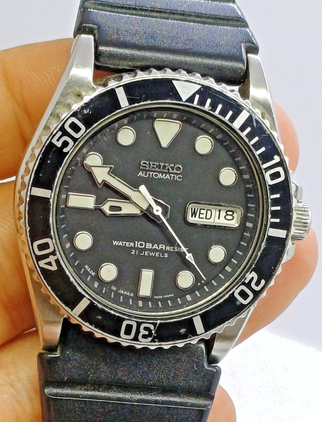 SEIKO 7S26-0040 DRIVE 10 BAR AUTO WATCH DAY-DATE BLACK MENS JAPAN S.STEEL 40MM
