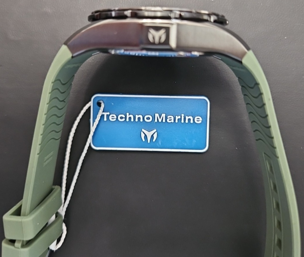 TechnoMarine Ocean Victory Quartz W/Case – 41mm, Black/Olive TM-318139 NIB