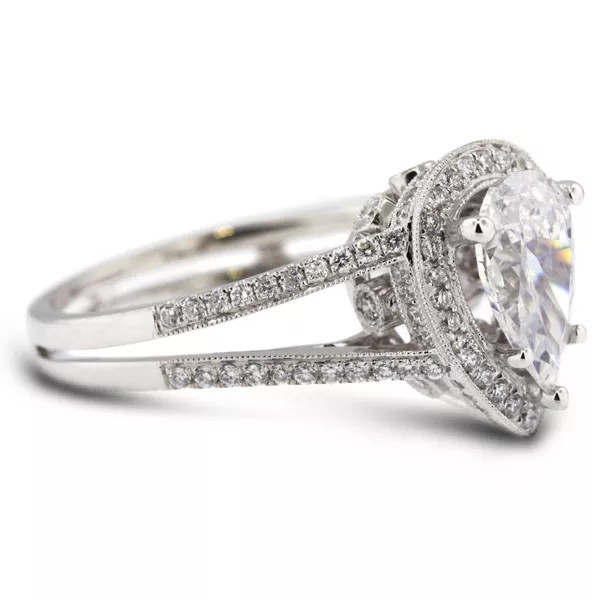 Side Stone Engagement Ring 18K Gold Halo 1.80 Carat Pear Lab-Grown Diamond E SI1