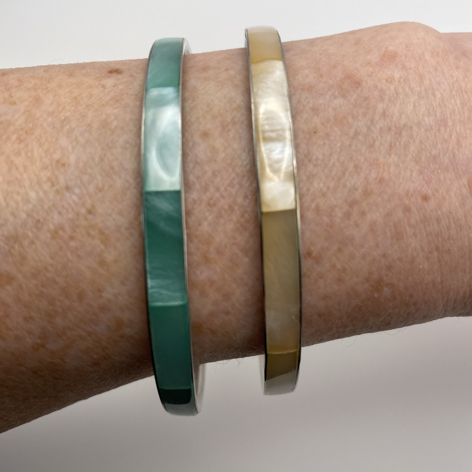 Vintage Stackable Bracelets Aqua Green White Beige White MOP Inlay Shell Bangle